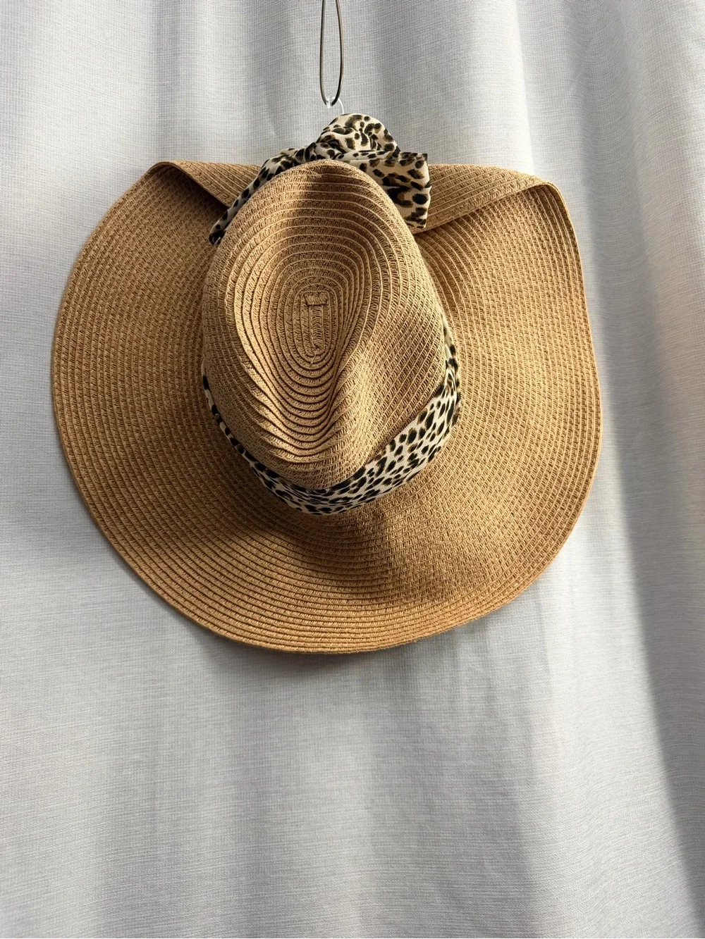 Vince Camuto Tan Straw Sun Hat with Leopard-Print Scarf